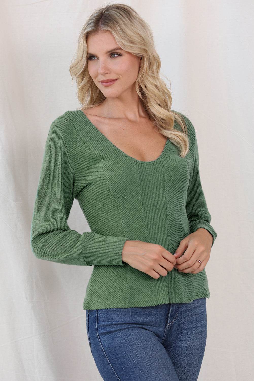 Scoop Neck Long Sleeve Top Trendsi 2b8683bc023a40bfb19bf11ca53dc6a8-Max