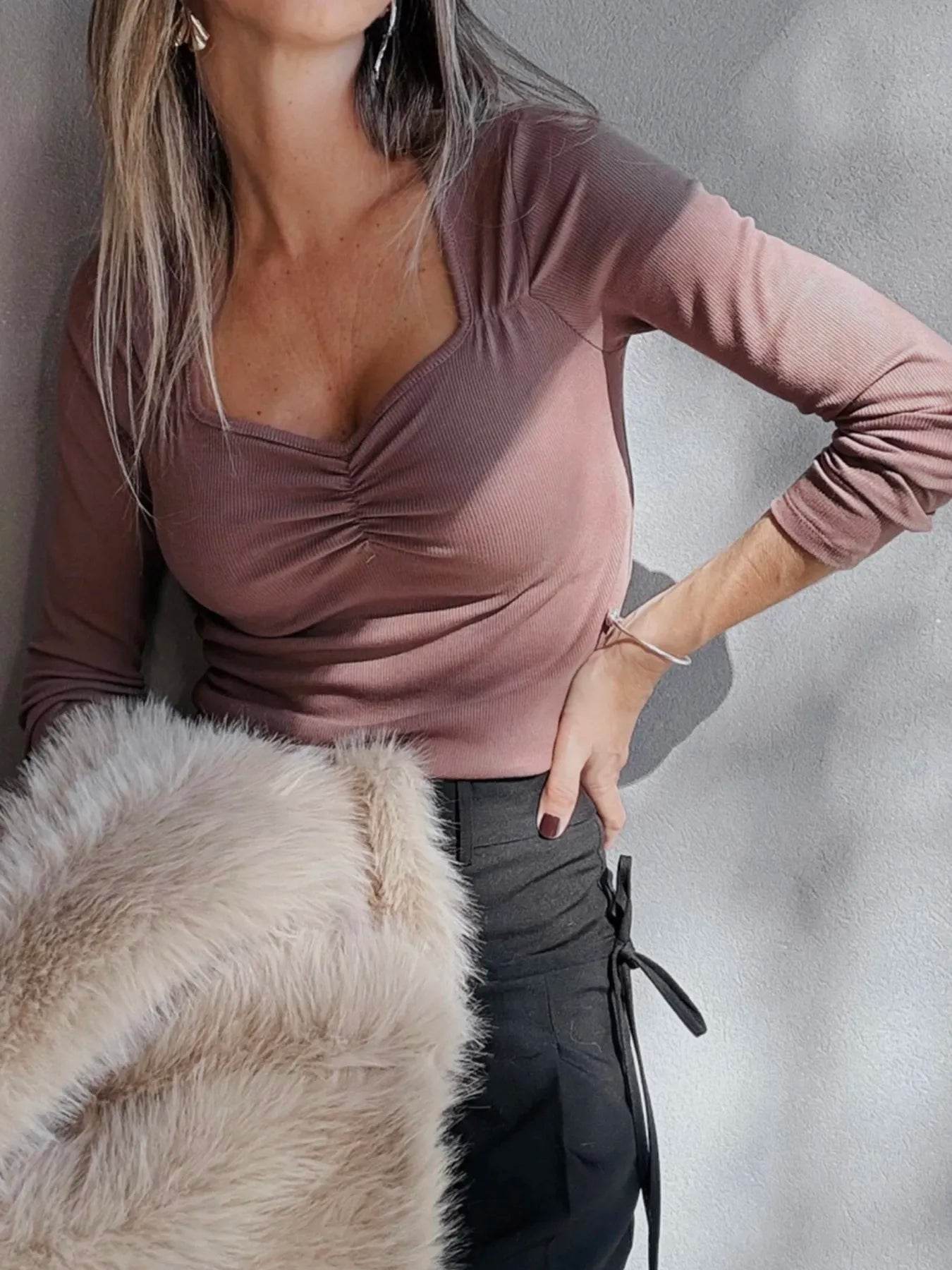 Ruched Front Long Sleeve T-Shirt Trendsi 2c4f6e8f68f345379121e79b35268ed7-Max-Origin
