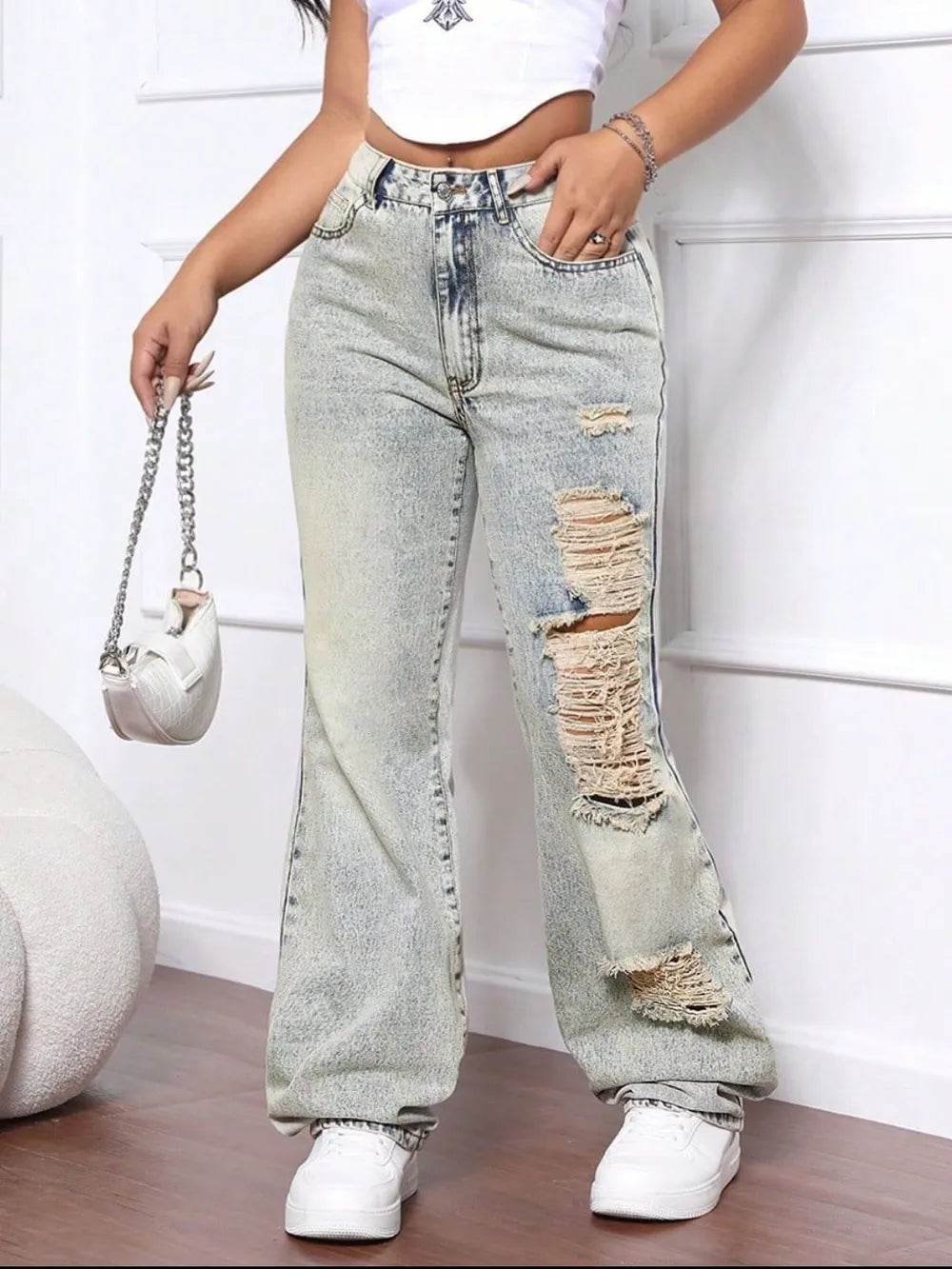 Distressed High Waist Jeans Light Trendsi 2c91d385-12db-4e21-b853-0e028b16e4e3-Max