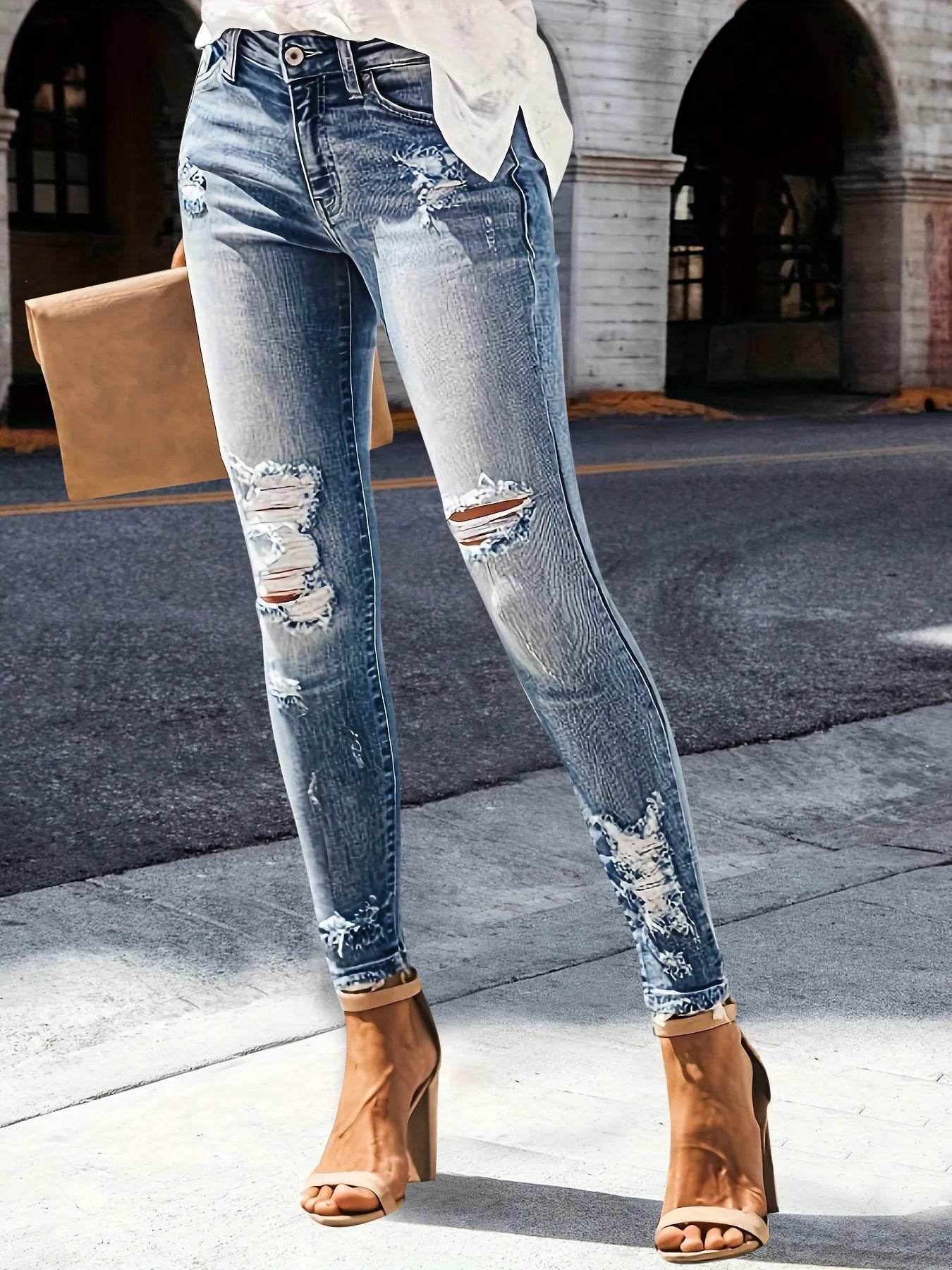 Distressed Skinny Jeans Trendsi 2ee3bae3551d43e28ca9e68adeeb9977-Max-Origin