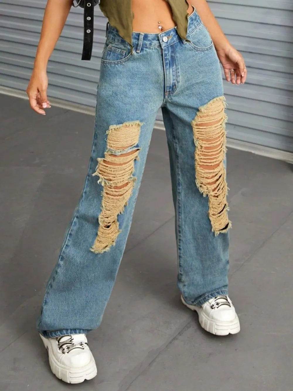 Distressed Wide Leg Jeans with Pockets Trendsi 2ee9250e-a049-45f6-944d-b02499c0e146-Max