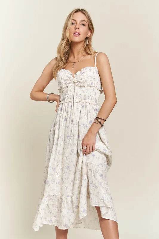 ADORA Smocked Floral Sweetheart Neck Cami Dress Trendsi 2f0c8951-a5c2-4285-af94-3586fcffdc2f-Max