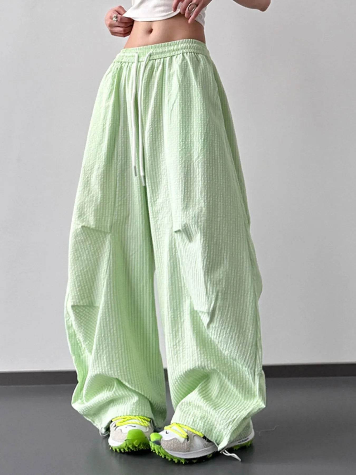 Drawstring Wide Leg Pants Trendsi 2ffa5af2-5da2-4bf1-8685-13867a8bb11b-Max-Origin