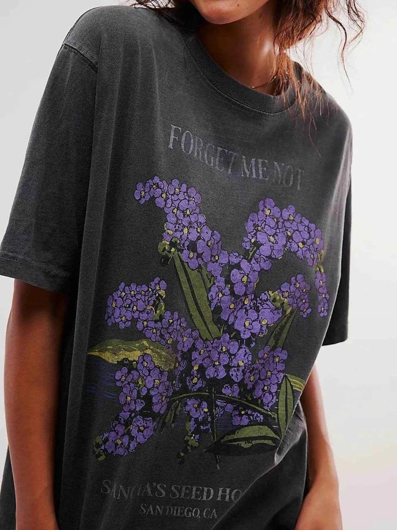 Graphic Round Neck Half Sleeve T-Shirt Trendsi 3277d599d9f04da89724701395e03d7d-Max-Origin