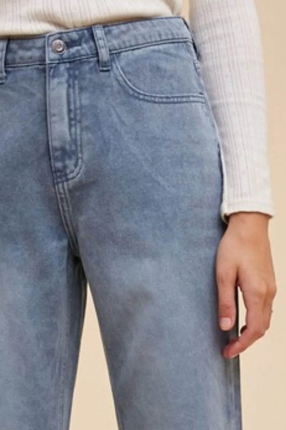 Annie Wear Distressed Raw Hem Jeans Trendsi 33775152-4cc5-4edd-9eb9-95bd6c36ea3b-Max