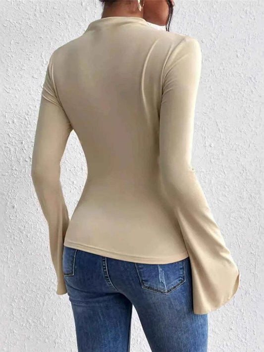Bell Sleeve Ruched Fitted T-Shirt with Mock Neck Trendsi 34c0e82a57ff488986a3a49a764e57ac-Max-Origin