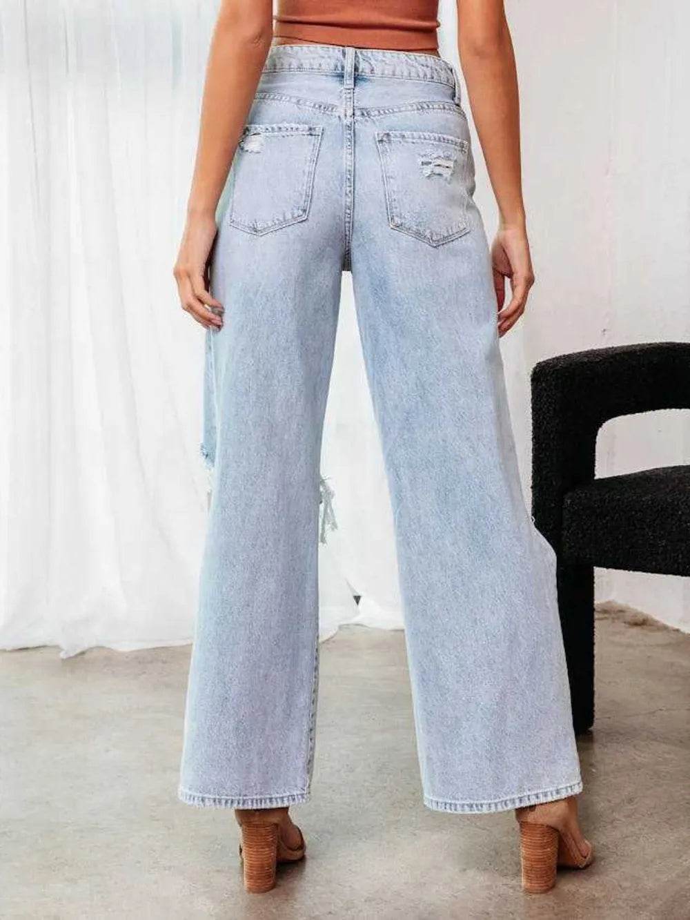 Distressed Wide Leg Jeans with Pockets Trendsi 35c848f6-b89e-4aa6-a583-0b7a3a506ed1-Max