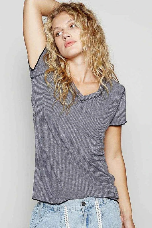 POL V-Neck Short Sleeve Ribbed T-Shirt with Contrast Overlock Stitching Trendsi 36bb32d0-a4df-47dc-a74d-46f651c41057-Max-Origin