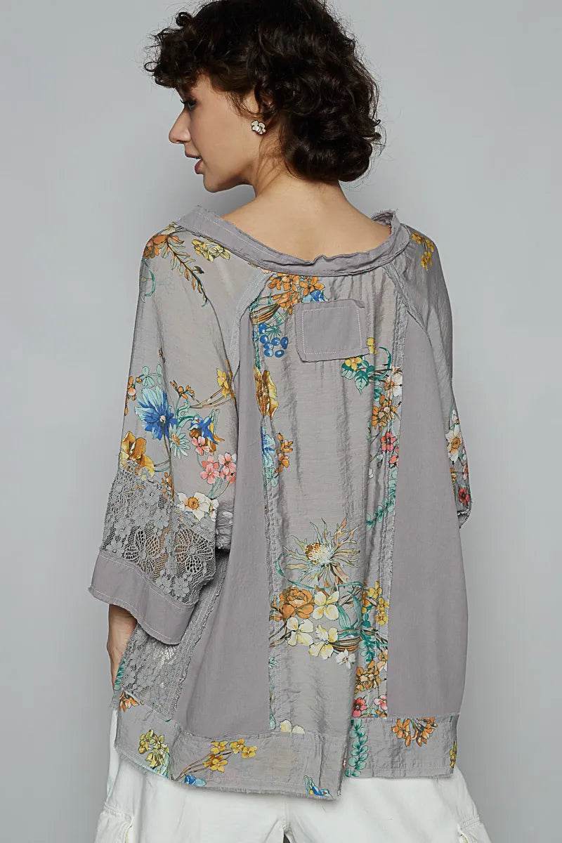 POL Floral V-Neck Raw Edge T-Shirt with Lace Detail Trendsi 378f7f59-a636-4e3e-9554-780c9eb72972-Max-Origin