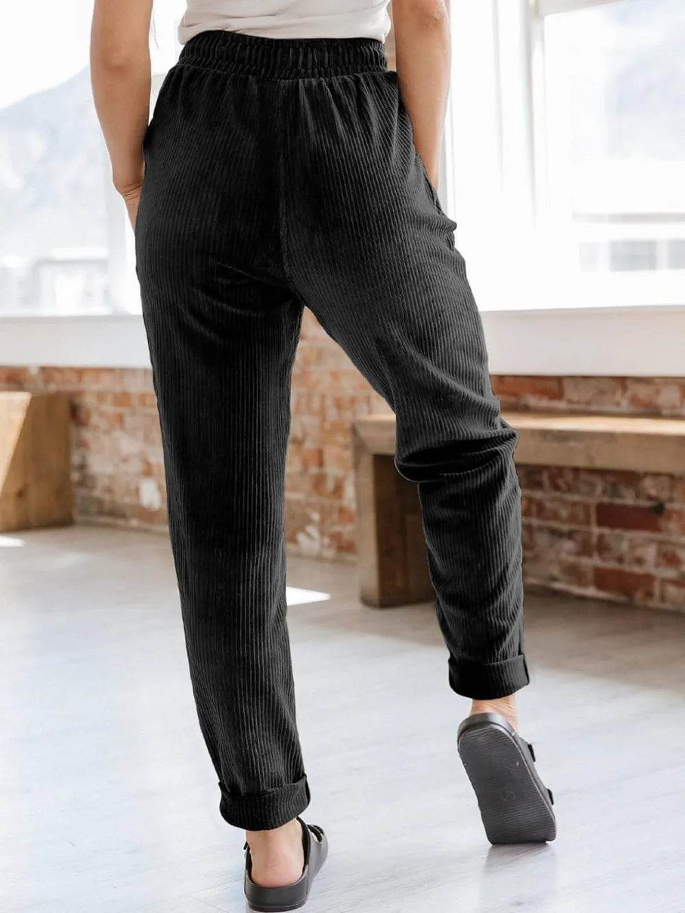 Drawstring Pants with Pockets Trendsi 37c19aaa-0bea-47b2-9247-a7787457556c-Max