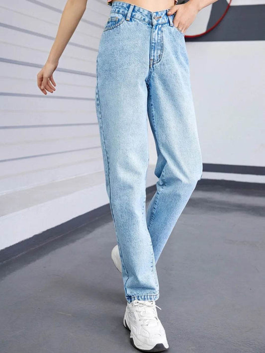 Straight Leg Jeans with Pockets Light Trendsi 386c48d1-a9b4-492d-8a91-c070c4a84084-Max