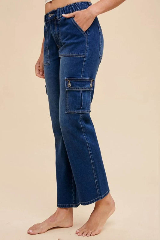 Annie Wear Straight Leg Jeans with Cargo Pockets Trendsi 3aac3bbb-1518-4625-8664-674ce6aef191-Max