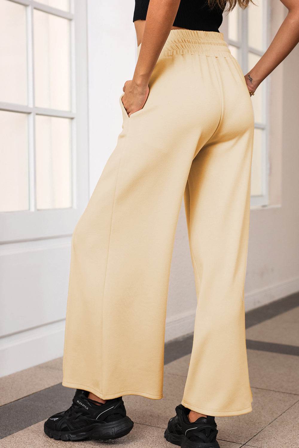 Drawstring Wide Leg Pants with Pockets Trendsi 3c93007af426418b8328c538f8c19d83-Max