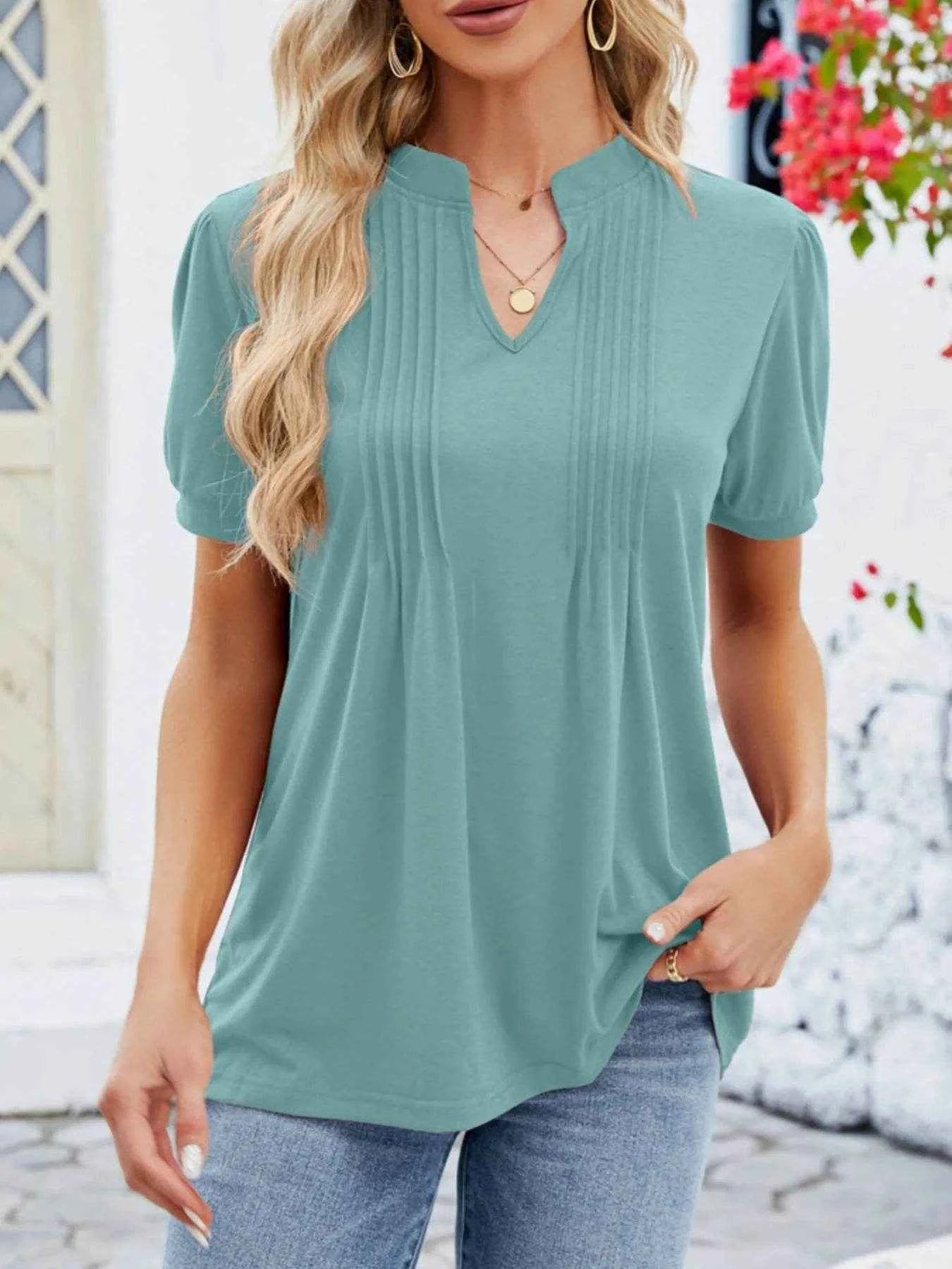 Notched Short Sleeve T-Shirt Trendsi 3e00a029-0f33-4e03-bbd6-101afb199028-Max-Origin