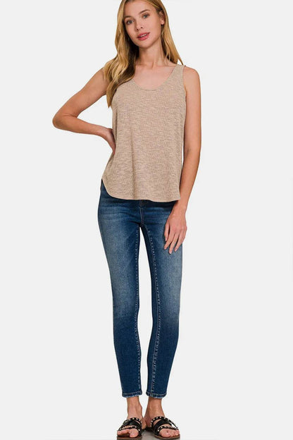 Zenana Curved Hem Round Neck Tank Trendsi 3e080ef1-1e4f-4a2a-83fd-2f4eb04e025c-Max