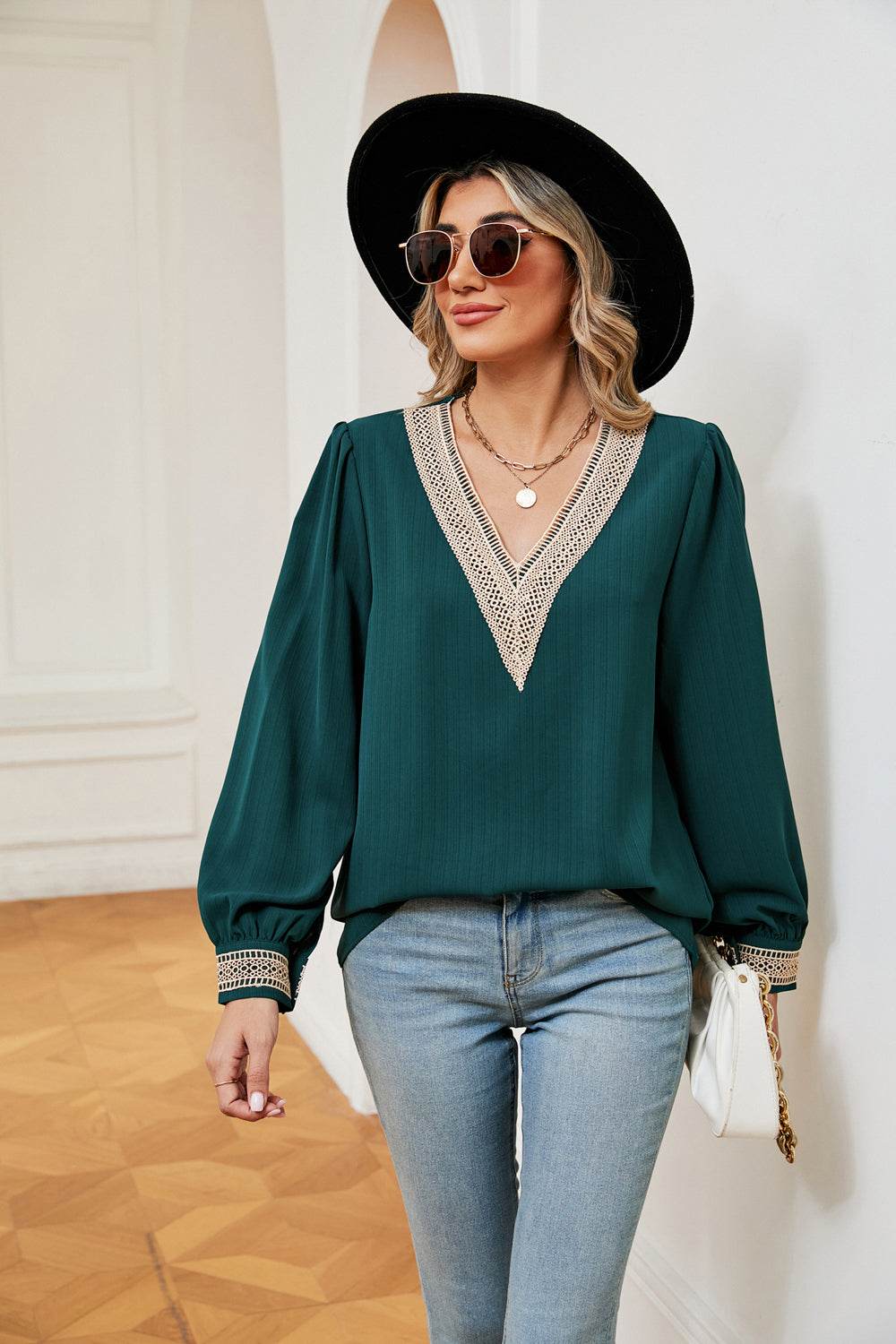 Contrast Puff Sleeve Blouse Trendsi 3ee2342c54d342e7a1c7de3db2d1ab5b-Max