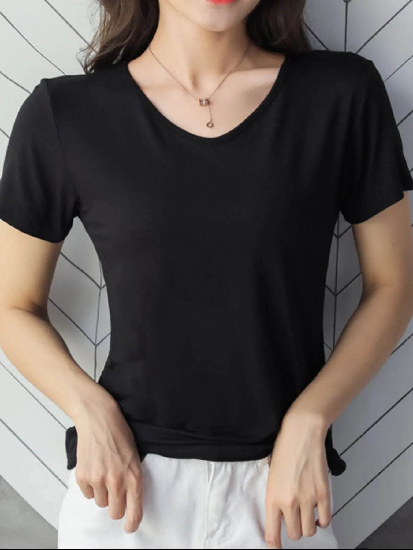 V-Neck Short Sleeve T-Shirt Trendsi 3efa74ea-fe36-400e-a06c-cbd08bfda230-Max-Origin