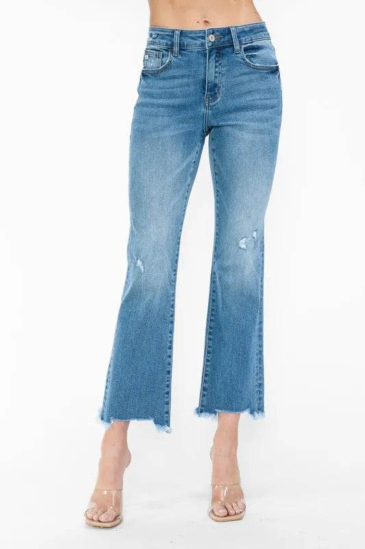 bytos Raw Hem Distressed Mid Rise Crop Jeans Trendsi 3f7565d9-8213-4587-b4ae-4a69ae9209c1-Max