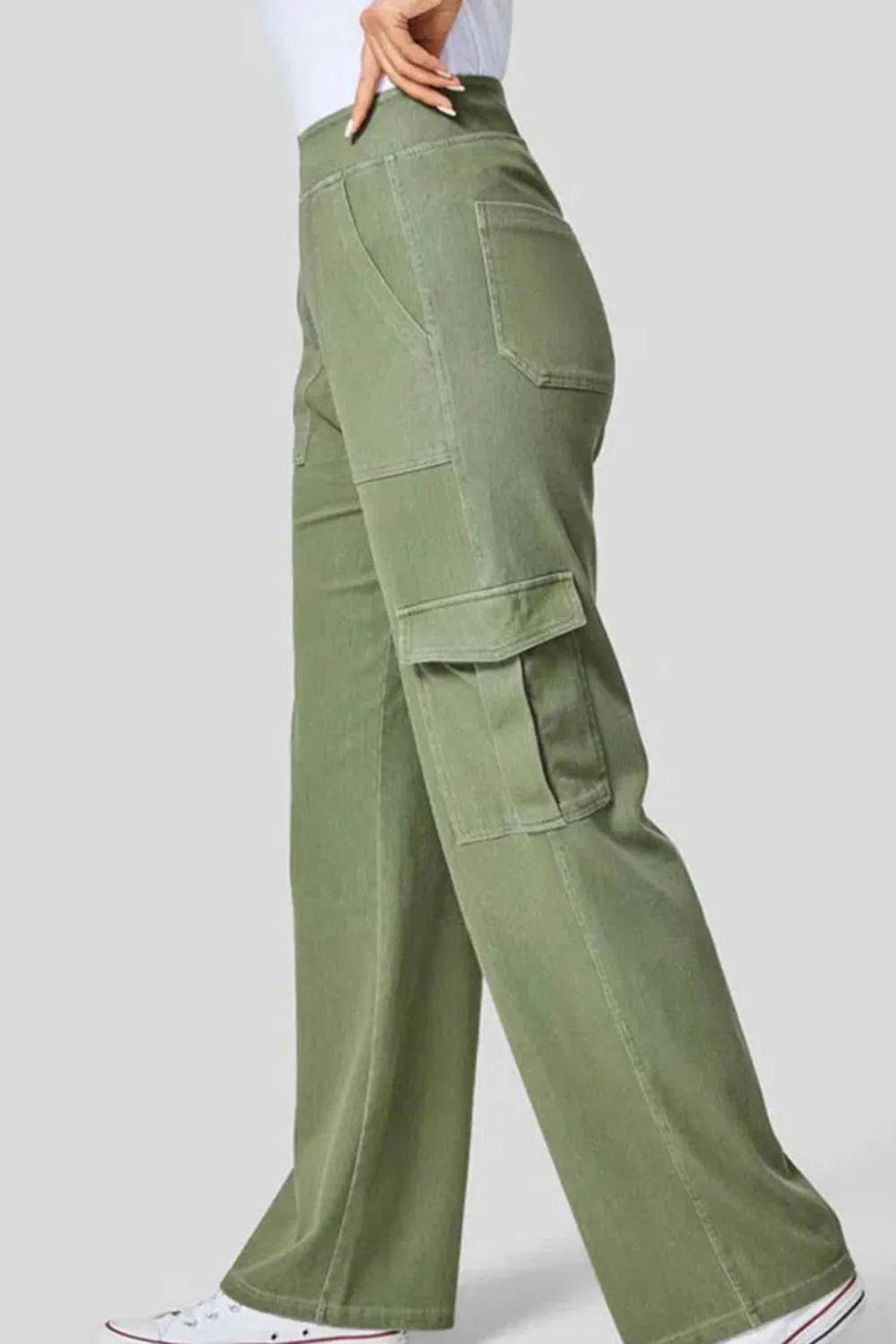 High Waist Straight Leg Cargo Jeans Trendsi 3f7a4c66-38e5-4c6a-9834-5c1fea1c2948-Max