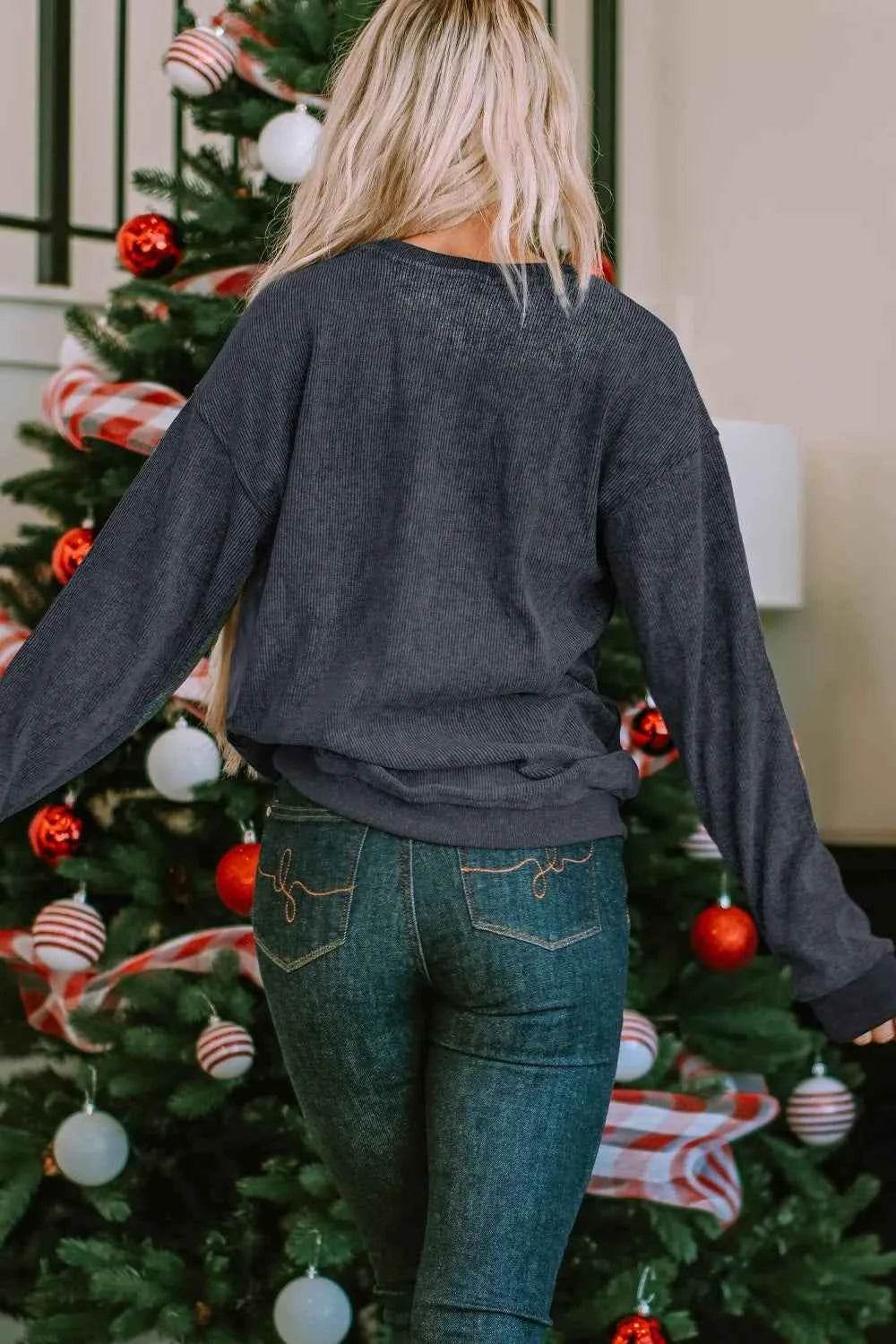 Sequin Patch Pumpkin Round Neck Sweatshirt Trendsi 401df67b-59c4-4e66-9bce-874ca31e7c19-Max
