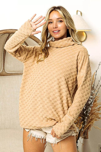 BiBi Checkered Round Neck Thumbhole Long Sleeve Top Trendsi 42c44a48-41f9-4926-b957-11966899427b-Max