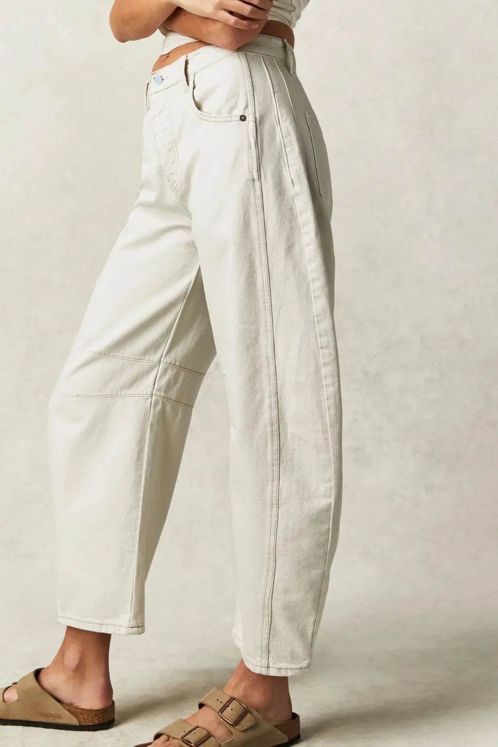 Wide Leg Jeans with Pockets Trendsi 43573a99-b40b-46ca-b39c-e29ff217794f-Max
