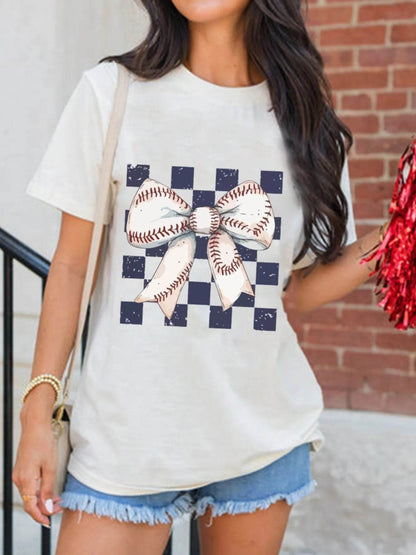 Checkered Bowknot Graphic Crew Neck T Shirt Trendsi 43dc2c76-ce3b-4fd3-bfcc-bb2fffb7a5f8-Max-Origin