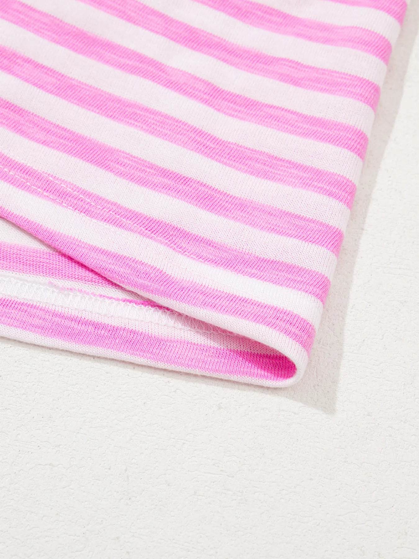 Striped V-Neck T-Shirt Trendsi 43f200d3a56d4560b9842e6f0046ddfd-Max-Origin