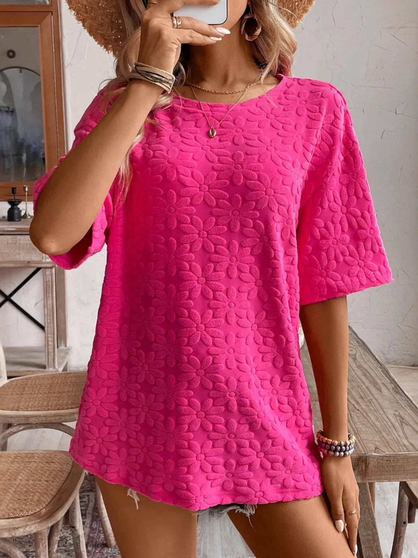Textured Round Neck Oversized T-Shirt Trendsi 45294266c6ab4799b8d14f41e09b502b-Max-Origin