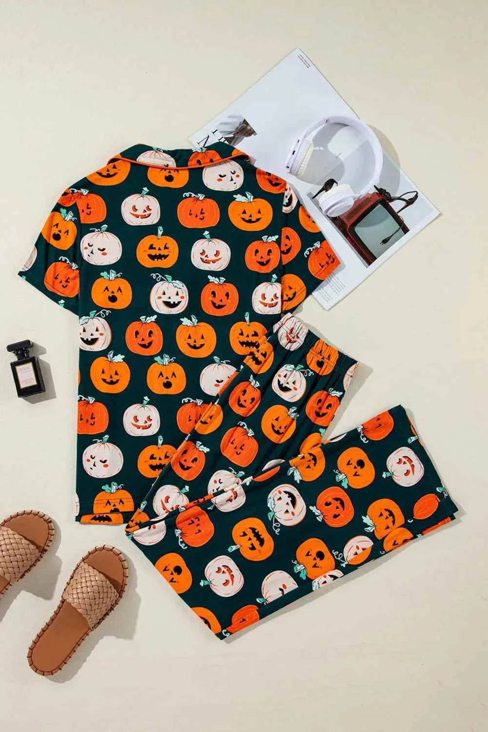 Pumpkin Printed Short Sleeve Top and Pants Lounge Set Trendsi 45460130-8968-4b22-9979-8d188014c7e6-Max