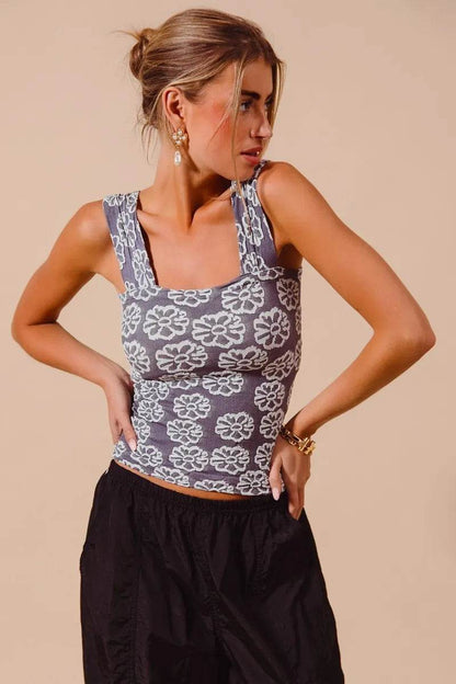 SO ME Two Tone Floral Seamless Tank Top Trendsi 46697982d992427fa68e6a2a62e529a5-Max-Origin