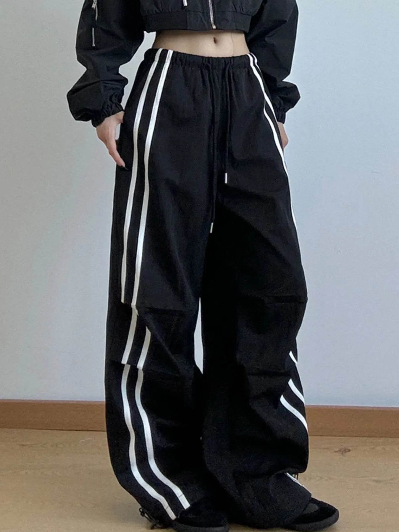 Side Stripes Wide Leg Pants Black Trendsi 47a4fca1-158f-4f3b-8871-2e92fbd09cea-Max-Origin