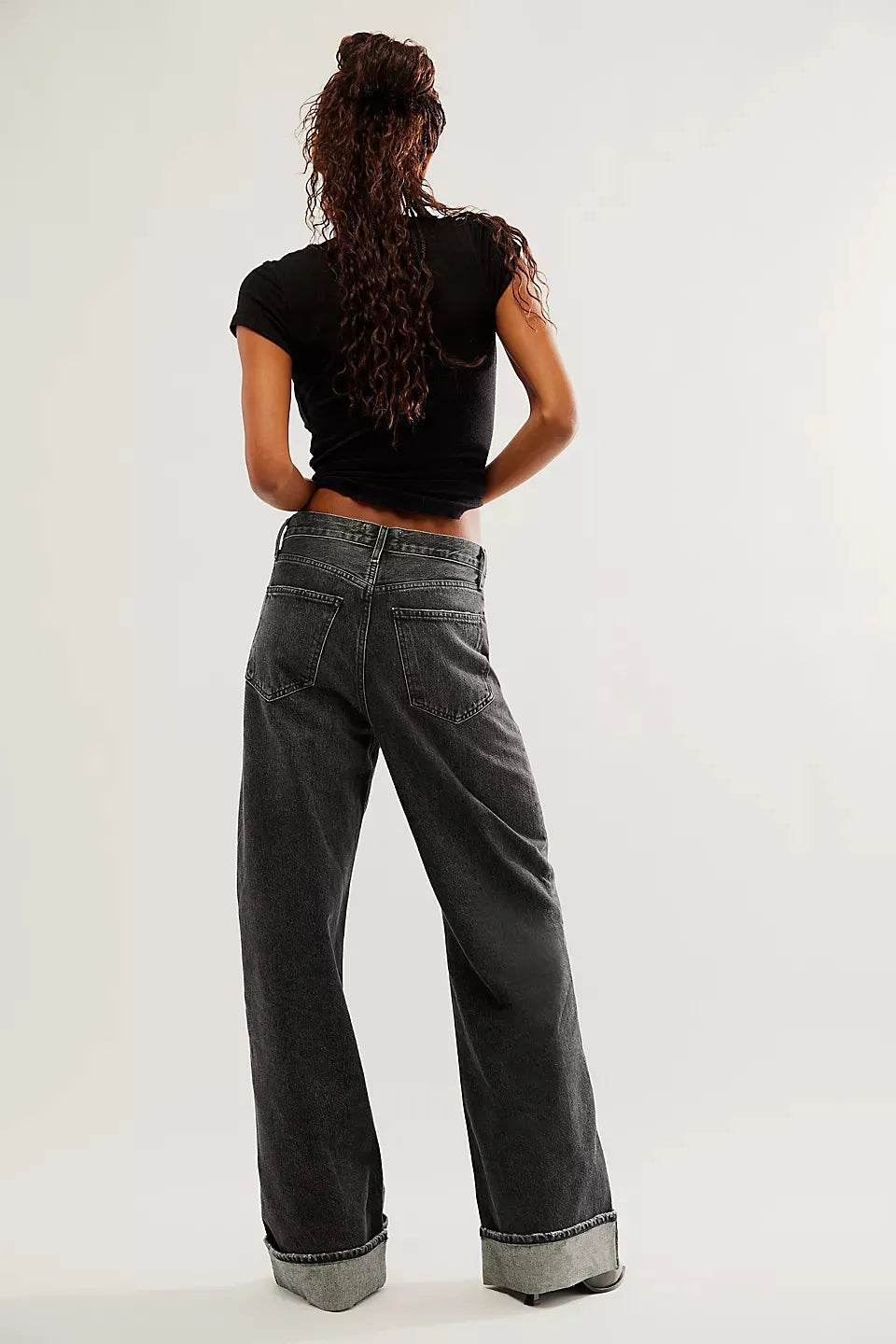Cuffed Jeans with Pockets Trendsi 4872f90e-b666-404a-9883-d1da041dbffc-Max