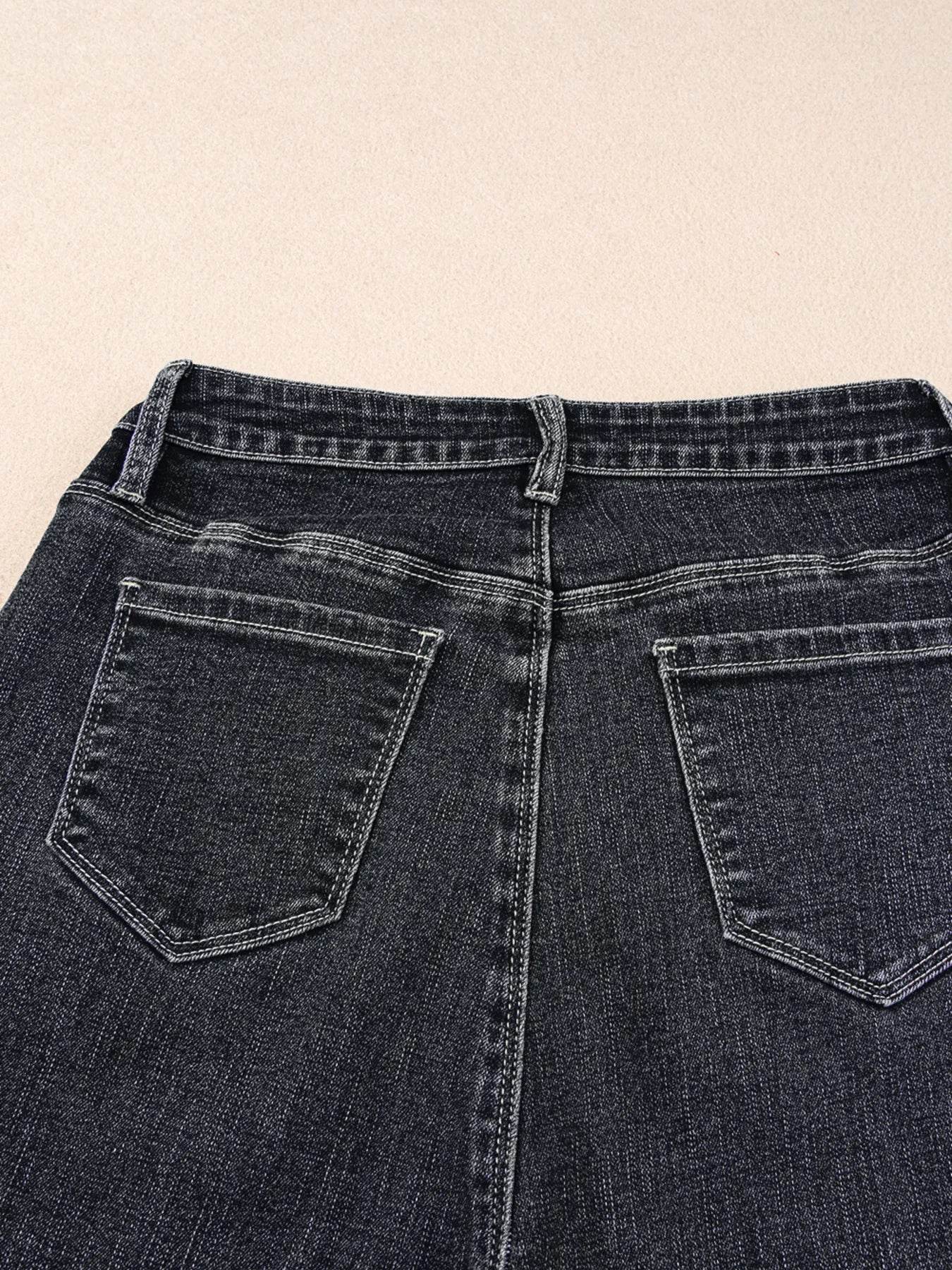 Seam Detail Flared Bottom Ankle Length Jeans Trendsi 4a35f8e87cb441b4a677ae98f2507f7b-Max-Origin