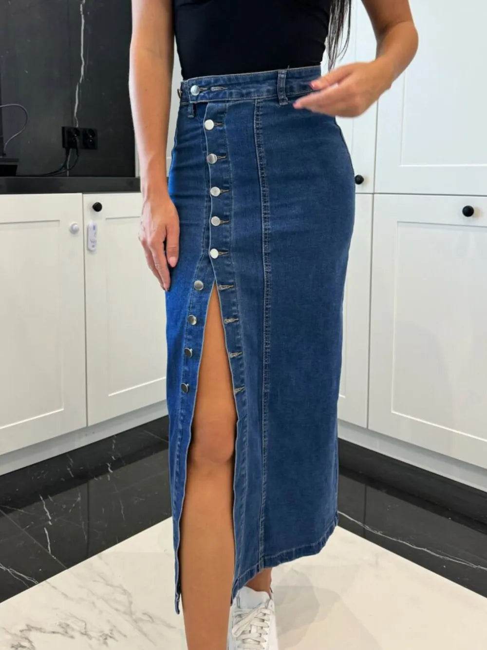 Front Button Slit Midi Denim Skirt Medium Trendsi 4a66bd22-cf64-44a5-9fde-c16d930156cd-Max