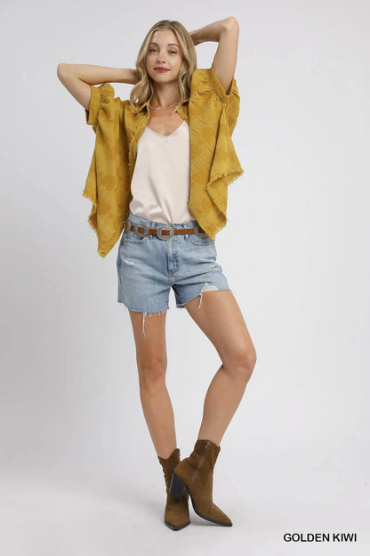Umgee Jacquard Heart Collared Shirt Trendsi 4a88f042-ebd6-46de-8468-fc652f8efc44-Max-Origin