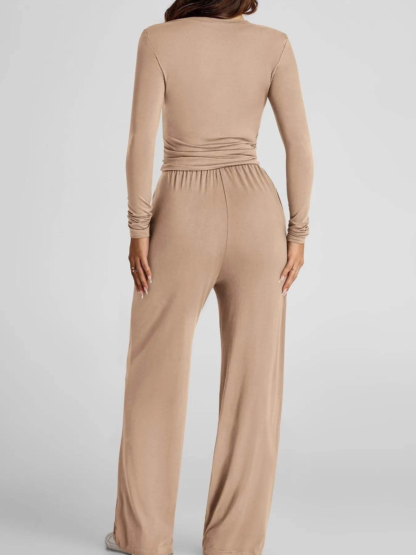 Round Neck Long Sleeve Top and Pants Set Trendsi 4b1f1086a051421887bade5c3cbb1e33-Max-Origin