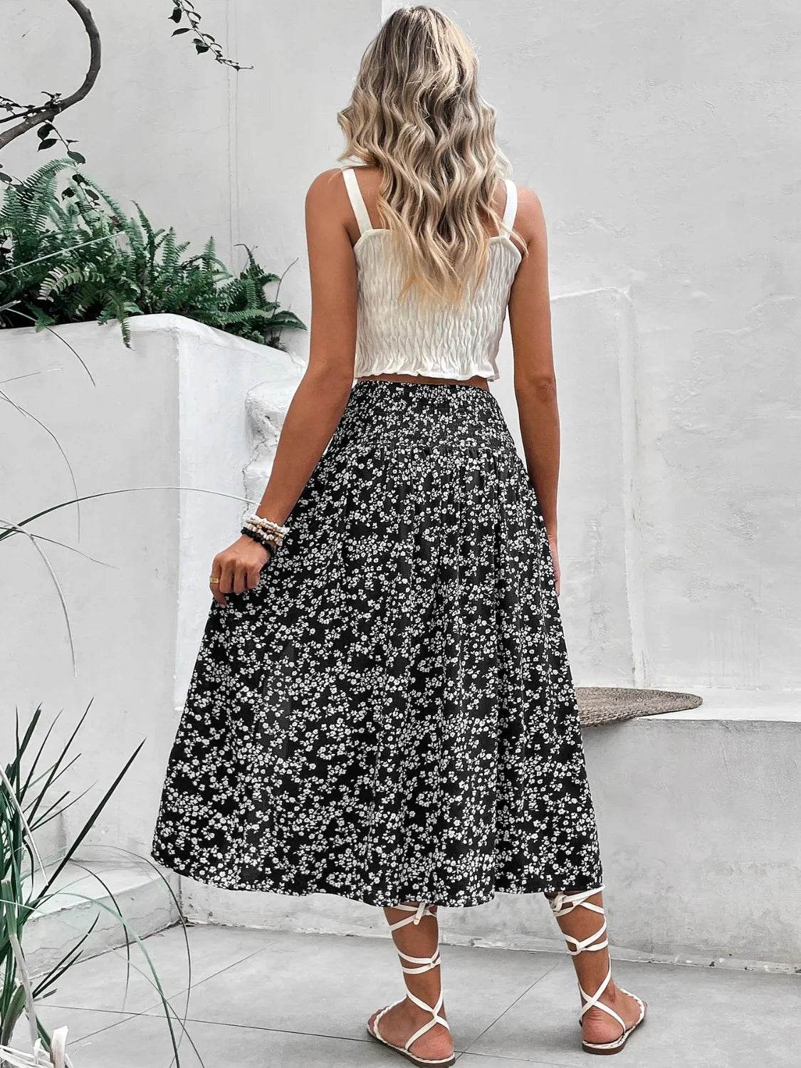 Slit Smocked Printed Skirt Trendsi 4d6fb5de-d49e-4101-8e2e-05fd1f2191a4-Max-Origin