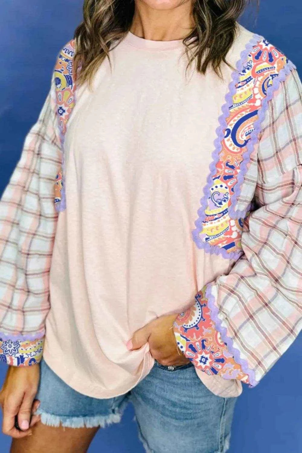Paisley Print Plaid Long Sleeve Oversized Top Trendsi 4e11c31e-52e4-4c13-ae78-aa81c2990e69-Max-Origin