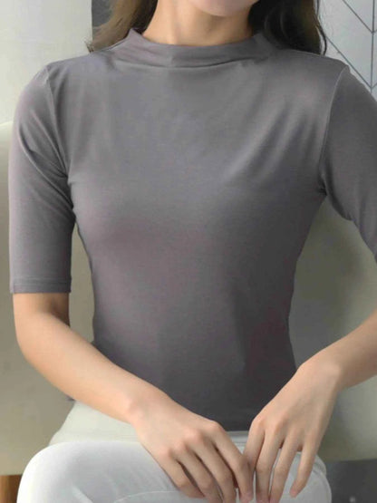 Solid Color Short Sleeve T-Shirt Gray Trendsi 4e5a8535-7291-4e75-886f-cb635a6922eb-Max-Origin