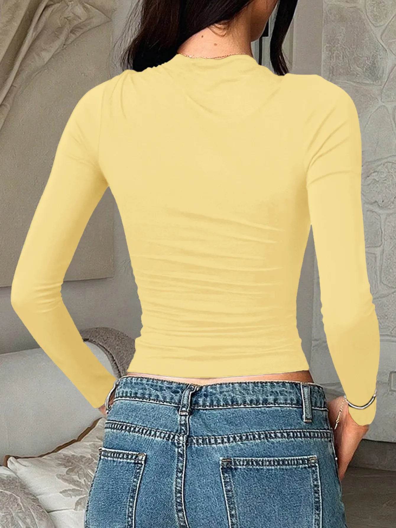 Round Neck Long Sleeve Fitted T-Shirt Trendsi 5173d931-203a-40b6-89ff-be6698eb9fd8-Max-Origin