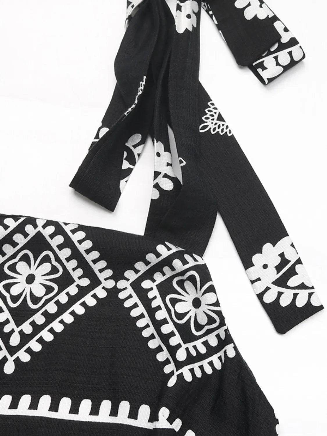 Printed Square Neck Maxi Cami Dress Trendsi 525ca4ce-841e-41d9-94b8-de2ec6dcf6f9-Max-Origin