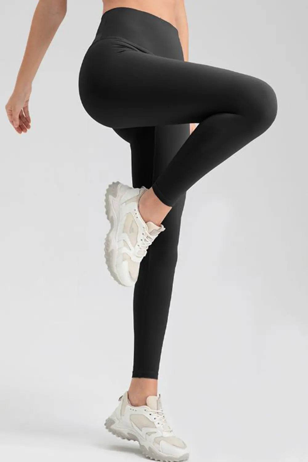 Wide Waistband Sport Leggings Trendsi 53c5bb8e2cc64ae6b2ebc1f03f8dad28-Max