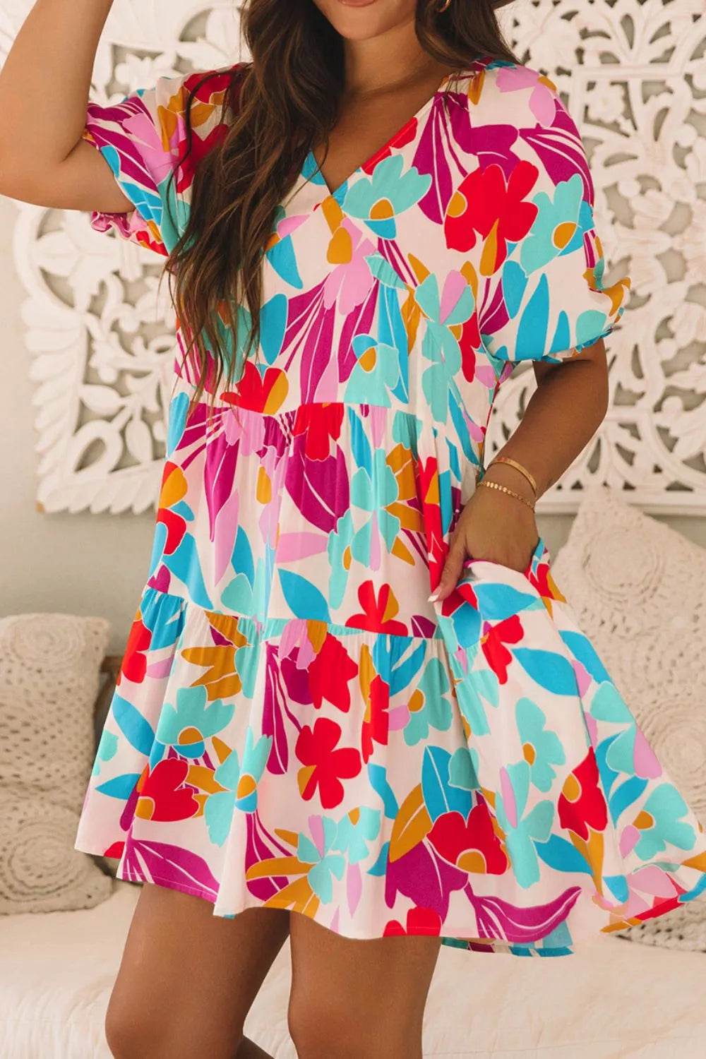 Floral Bubble Sleeve V Neck Tiered Ruffle Babydoll Dress Trendsi 54b2a213-a0a6-4e4f-a980-98ba54eeaecc-Max-Origin