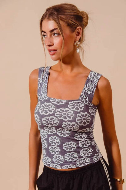 SO ME Two Tone Floral Seamless Tank Top Trendsi 55150e655f4e478fa4074a53a36d632b-Max-Origin