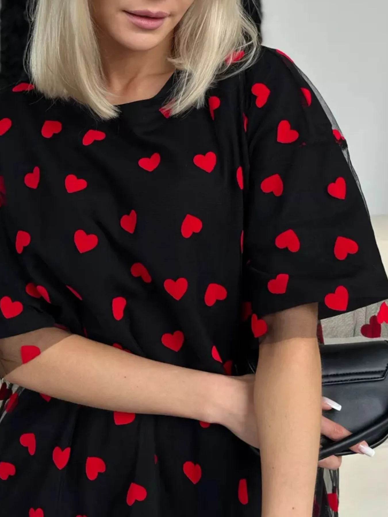 Heart Print Oversized T-Shirt Trendsi 55989387-4957-4920-96e6-959d7965029c-Max-Origin