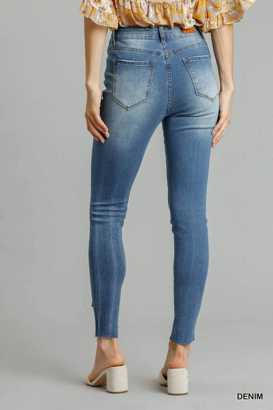 Umgee Distressed Skinny Jeans with Edge Detail Trendsi 55da731f-8be9-4504-9f93-2e8a9de3efa0-Max-Origin