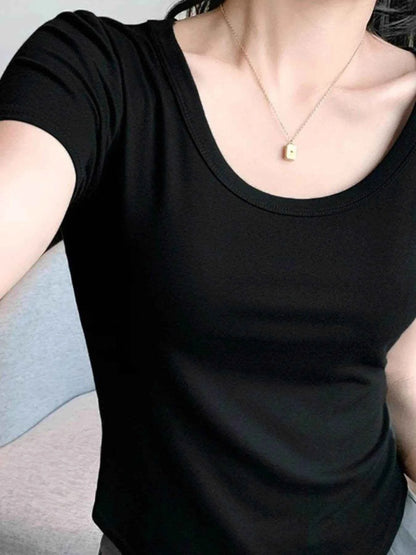 Plus Size Round Neck Short Sleeve T-Shirt Trendsi 57c99e31-d6ca-4651-8a97-4ac40ddf6aa0-Max-Origin