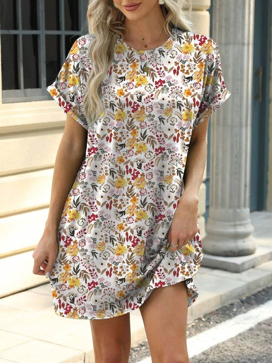 Printed Round Neck Short Sleeve Mini Dress Trendsi 59f22d56-37b7-4bcd-892b-7bc88157a963-Max-Origin