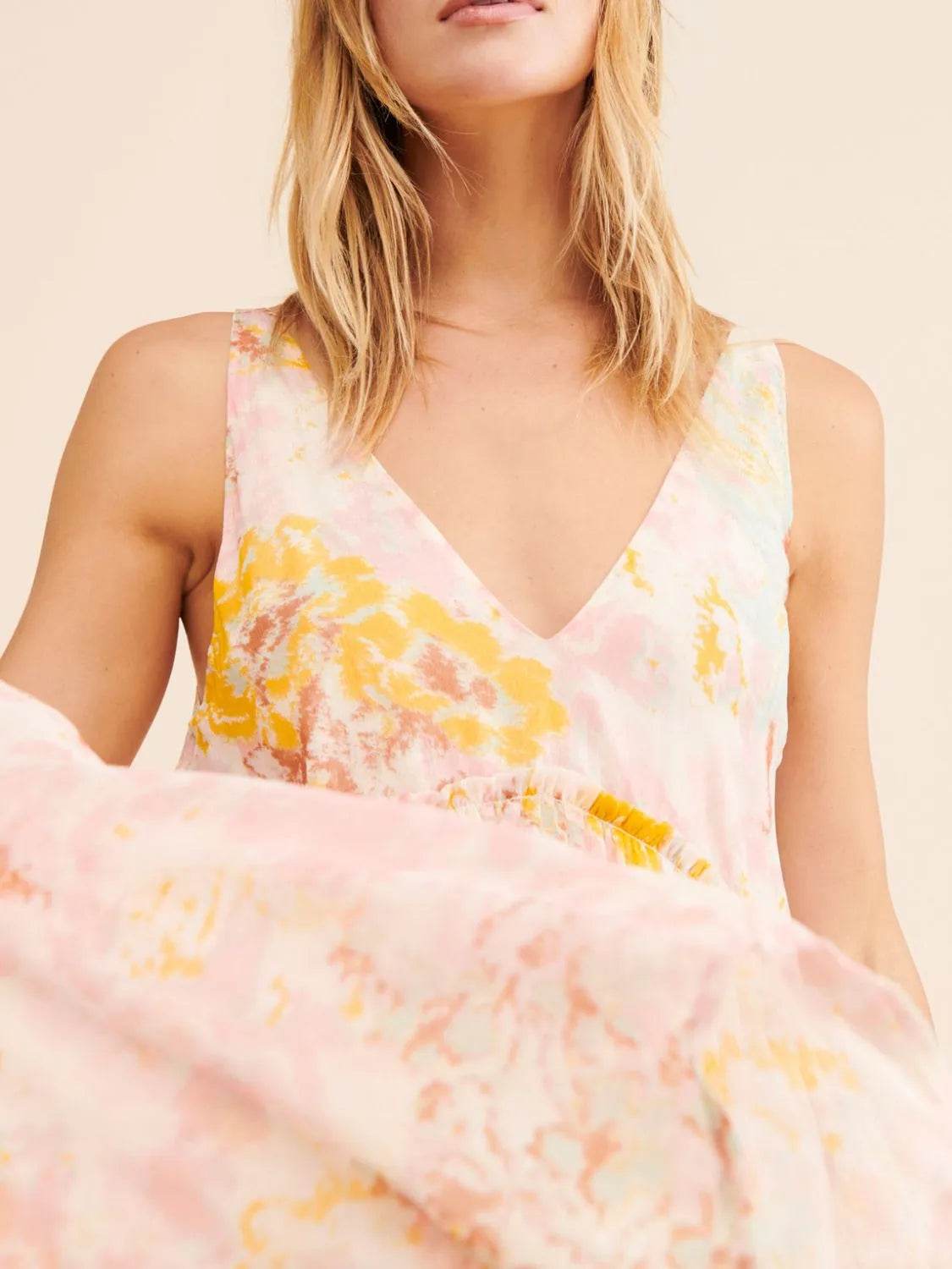 Printed V-Neck Sleeveless Dress Trendsi 5b405c90-3968-407e-99db-72715fb5e36f-Max-Origin